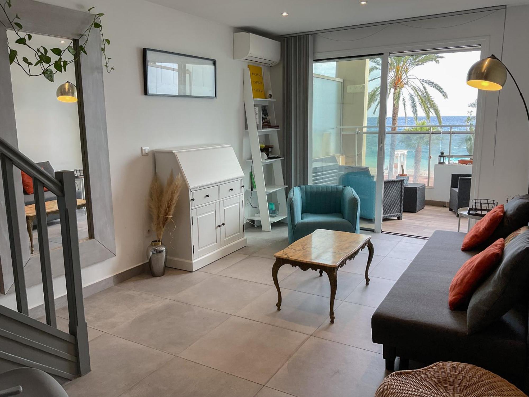 La Prom 2 - A Two Bedroom With A Sea View
